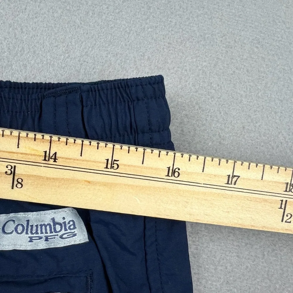 Columbia Mens Medium Navy Blue PFG Omni-Shade Fishing Shorts FM4009 Nylon Mesh